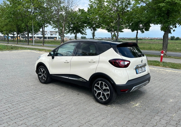 Renault Captur cena 47900 przebieg: 77000, rok produkcji 2018 z Poznań małe 137